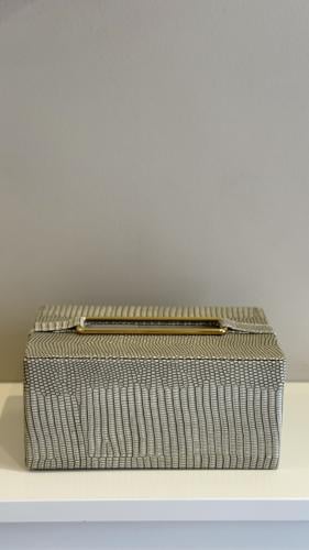 A box of tissues