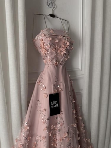 فستان عفراء