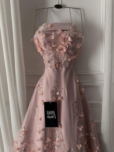 فستان عفراء