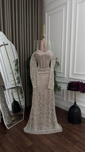 فستان روتينا