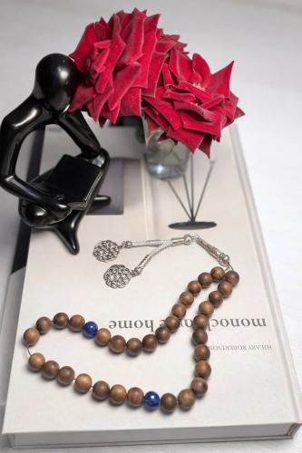 A prayer bead from natural agarwood (33 beads)