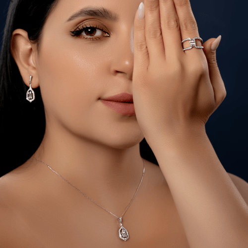 حلق الماس ذهب ابيض