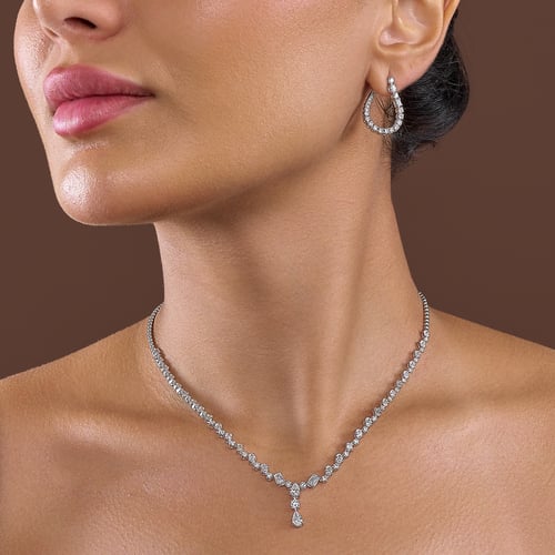 عقد الماس ذهب أبيض عيار18