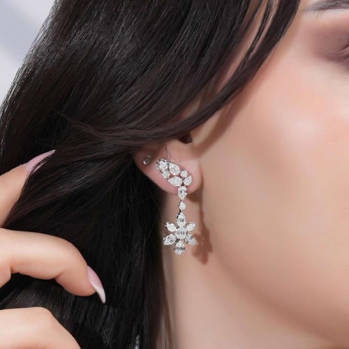 حلق ذهب ابيض والماس