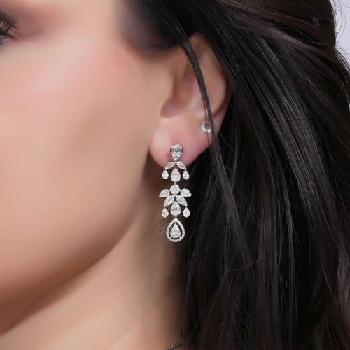 حلق ذهب ابيض والماس