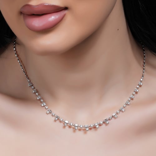 عقد ذهب ابيض والماس