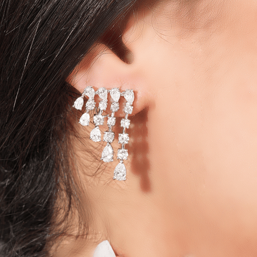 حلق ذهب ابيض والماس عيار 18