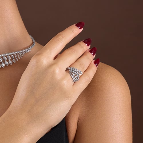 طقم ذهب ابيض و الماس