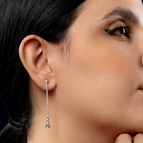 حلق الماس ذهب ابيض عيار 18