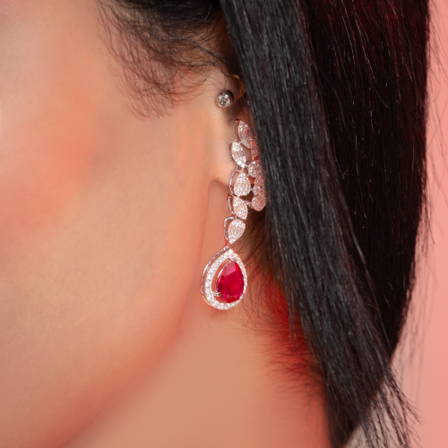 حلق ذهب ابيض و الماس