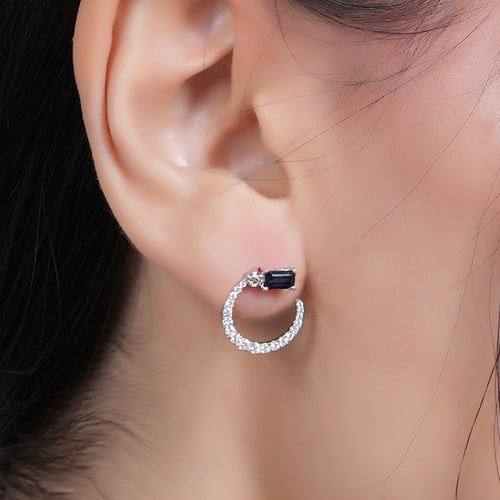 حلق ذهب أبيض والماس