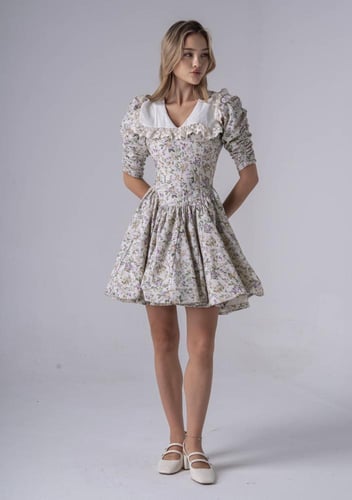 فستان ماتياس بخامة الكتان السميك مع تصميم اكمام مم...