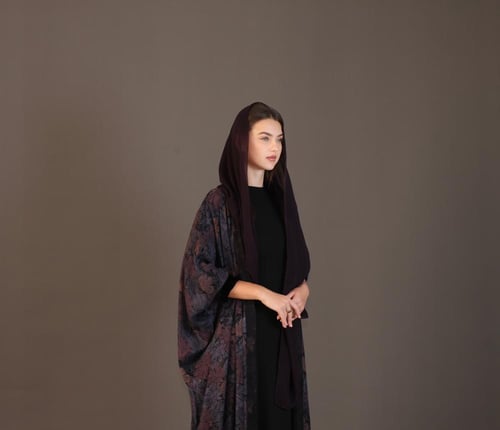 Mundo Abaya ( مع فستان اسود)