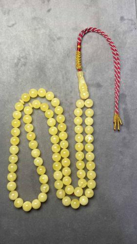 مسباح من خامة الكهرمان