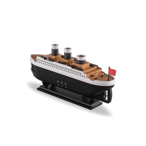 مرطب هواء على شكل سفينة تيتانيك