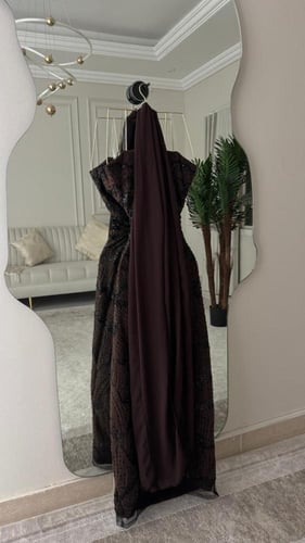 فستان سهرة "إيليجانس" الفاخر باللون الأسود/البني ا...