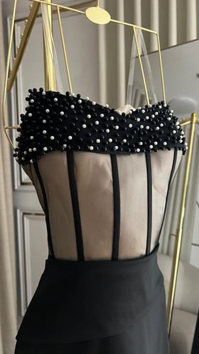 فستان سهرة مودرن كورسيه مرصع باللؤلؤ