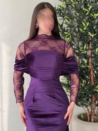 فستان سهرة مخمل ودانتيل راقي - بنفسجي ملكي