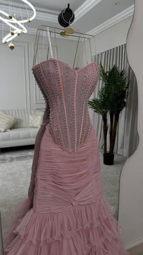 فستان سهرة "روز لوميير" بنمط حورية البحر والمرصع ب...