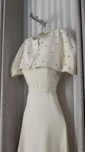 فستان "بيور إليجانس" قطعتين - بيج ملكي