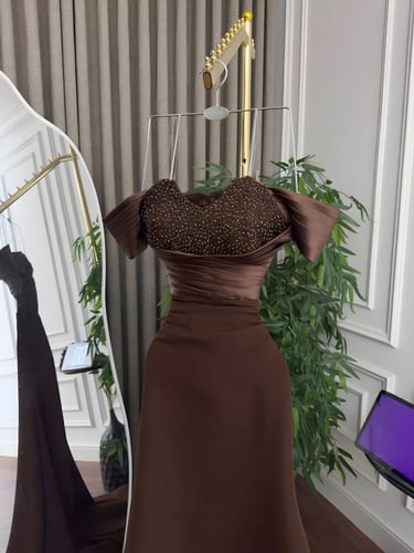 فستان سهرة كورسييه دانتيل طويل