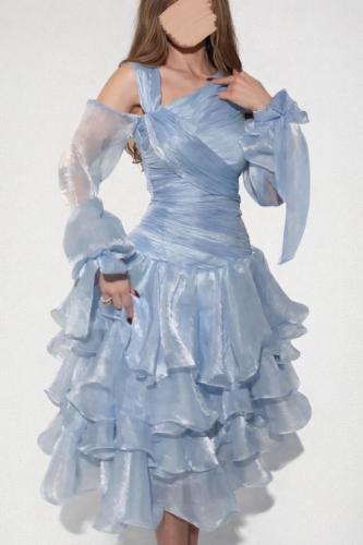 فستان "سحاب لومينوس" السماوي