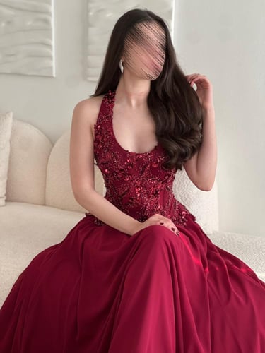 فستان سهرة "كلاسيك" بلون عودي ملكي - شك يدوي وشيفو...