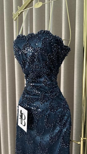 فستان "إميرالد نايت" السواريه – قمة الفخامة والرقي