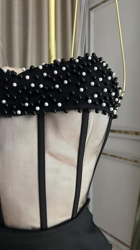 فستان سهرة مودرن كورسيه مرصع باللؤلؤ