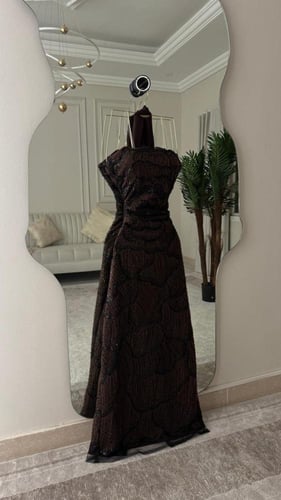 فستان سهرة "إيليجانس" الفاخر باللون الأسود/البني ا...