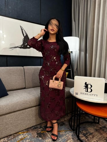 فستان "سهرة" دانتيل مطرز بالترتر اللامع - لون عناب...