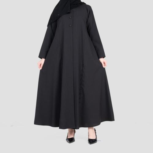 عبايه من قماش الكريب مطرزه