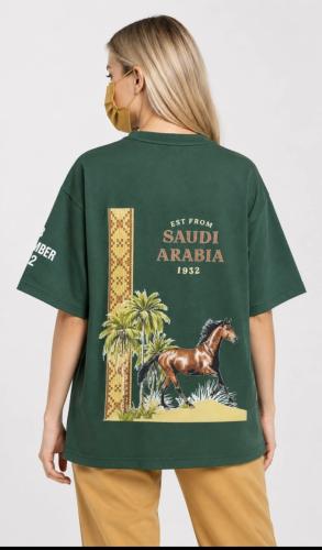 تيشيرت اليوم الوطني الخيل العربي و النخيل