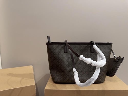 توت باق توري بورش