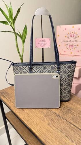 توت باق توري بورش كحلي