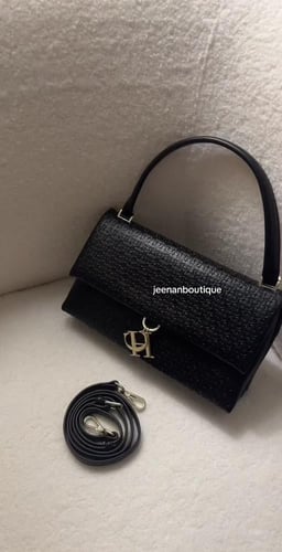 شنطة سي اتش