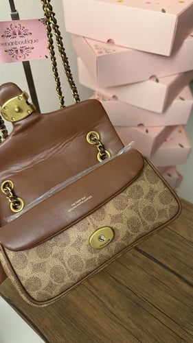 شنطة كتف كوتش مقاس صغير