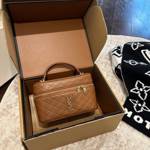 شنطة يد سان لوران ميني بني