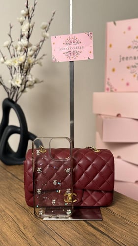 شنطة كتف شانيل أحمر