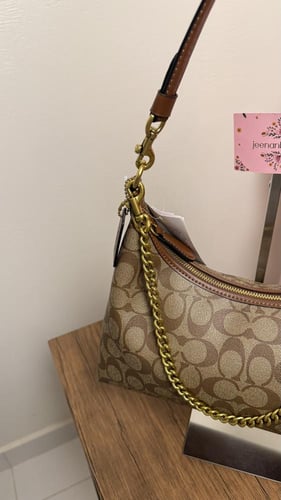 شنطة يد كوتش كبير