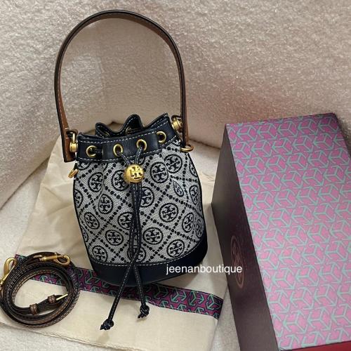 شنطه يد توري بورش