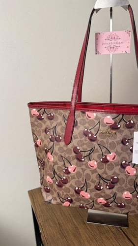 توت باق كوتش كرز