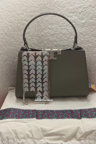 شنطة يد توري بورش ميني رصاصي