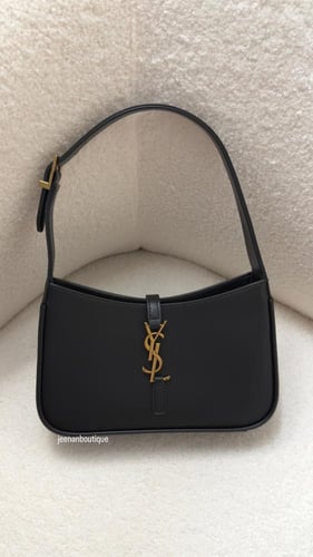 شنطة يد سان لوران أسود ذهبي