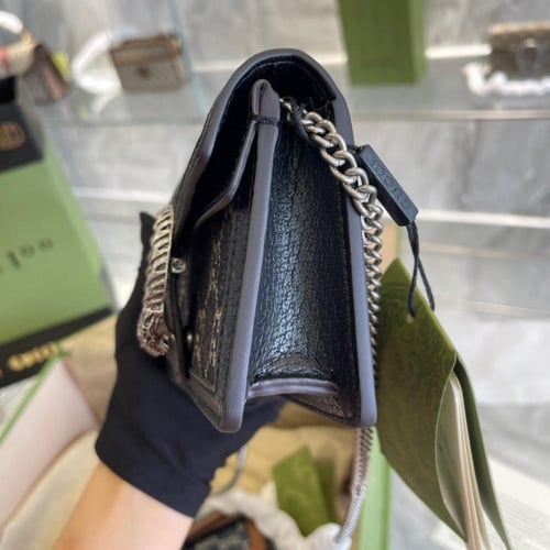 شنطة كتف قوتشي