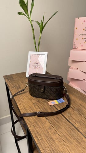 شنطة يد توري بورش