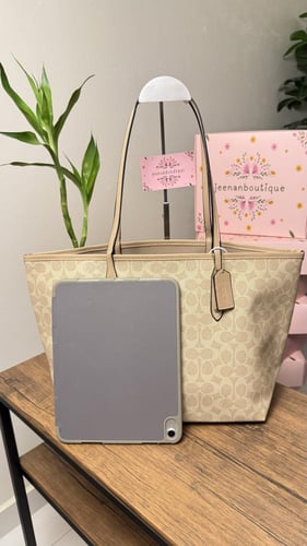 توت باق كوتش دبل فيس