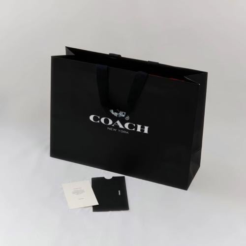 كيس كوتش أسود وسط