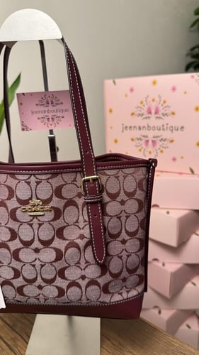 توت باق كوتش مولي عنابي صغير