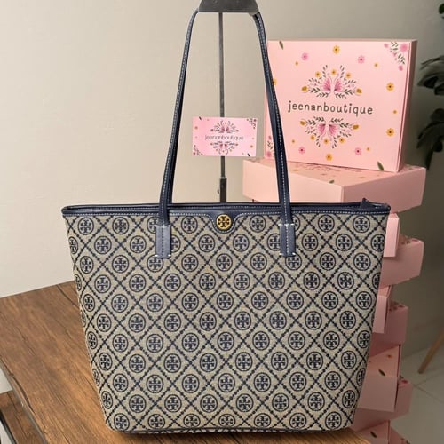 توت باق توري بورش كحلي